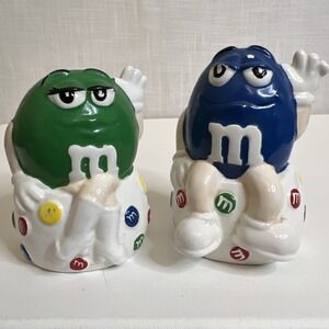M&M's Salt & Pepper Shakers Original Stoppers Blue & Ms Green READ
